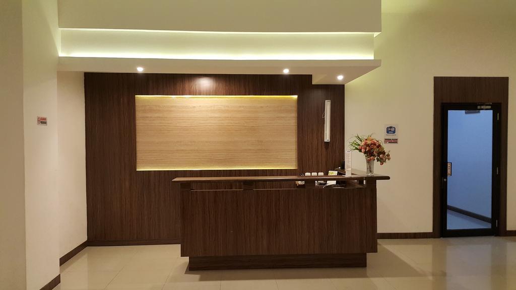 Focus Hotel Jacarta Exterior foto
